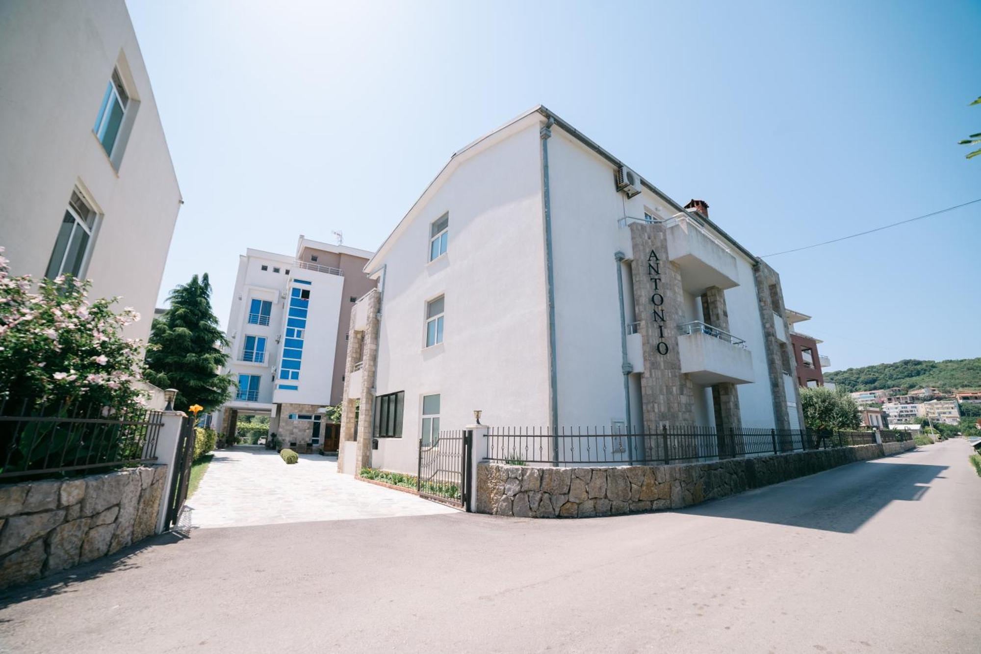 Villa Antonio Ulcinj Exterior photo